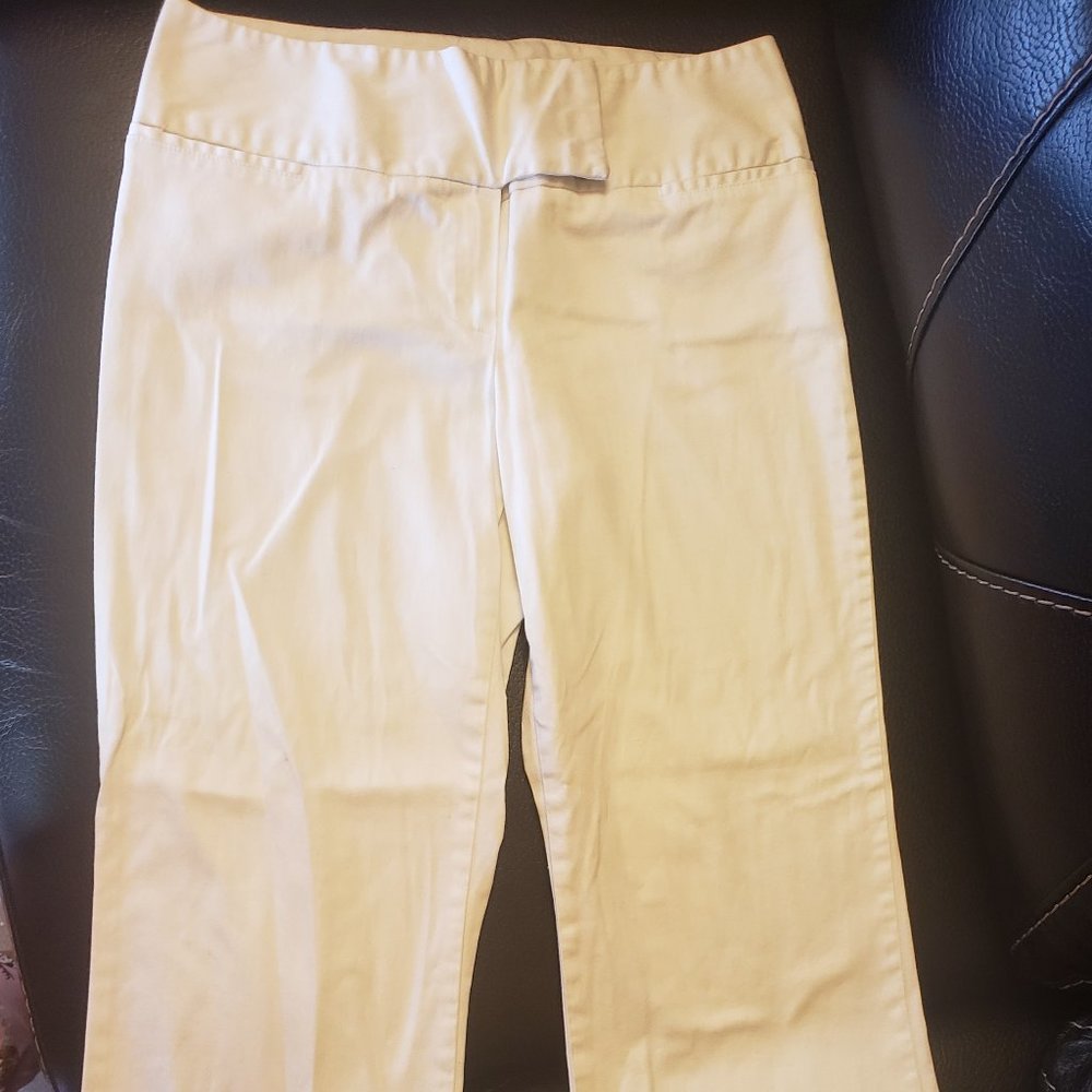 White capris